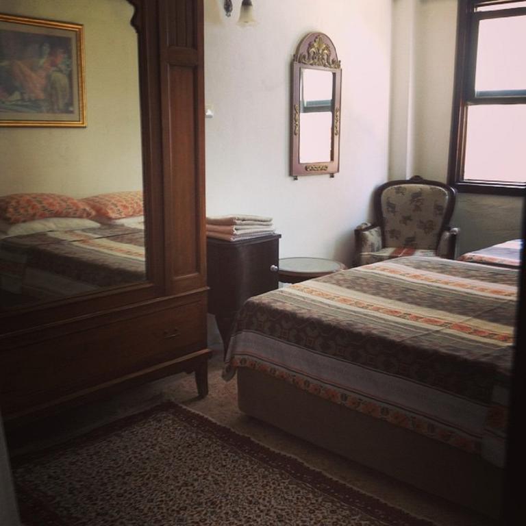 Konukevi Anzac Golden Bed